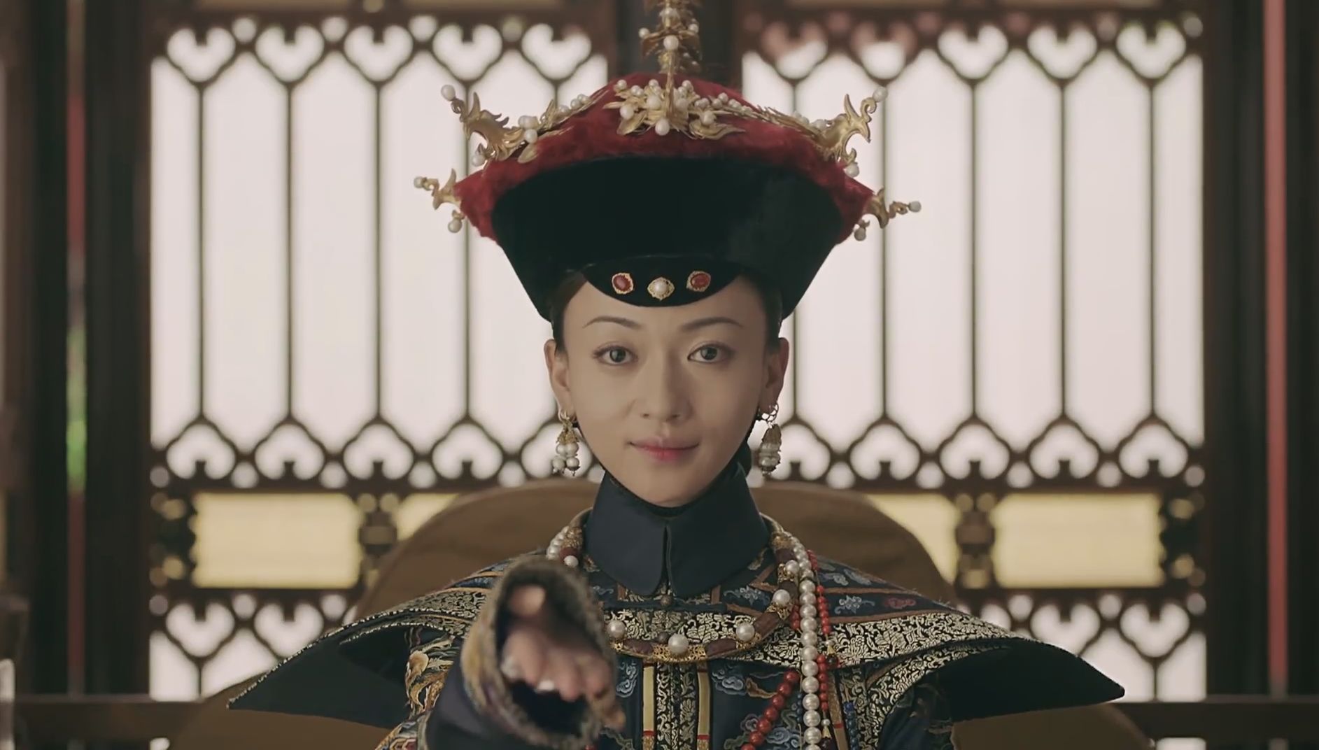 Imperial-Noble-Consort-Wei-Yingluo-at-th