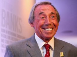 Gordon Banks England goalkeeper died age 81