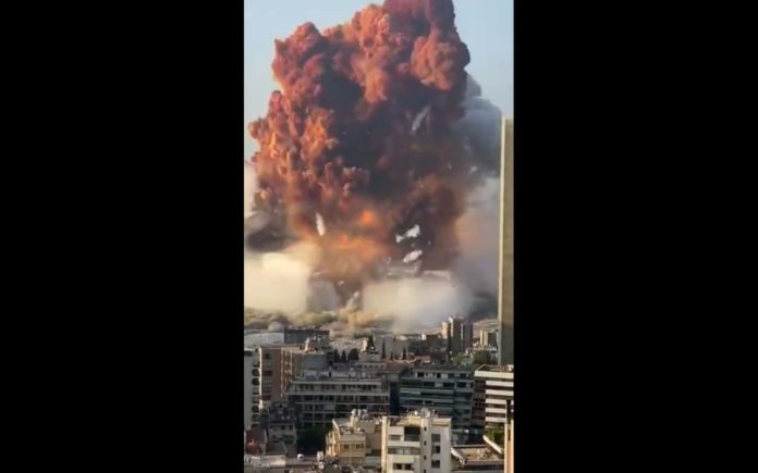 Massive blast Lebanon explosion captured on videos